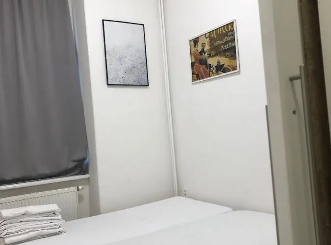 Red&black Centr, Na Hradbach 118 *