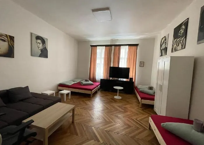 Red&black Centr, Na Hradbach 118