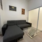 Apartment Red&black Centr, Na Hradbach 118 *