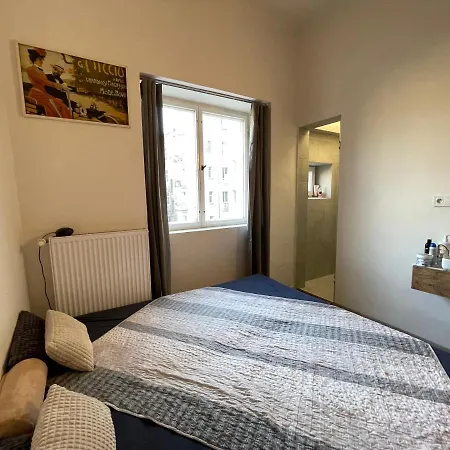 Red&black Centr, Na Hradbach 118 اوسترافا