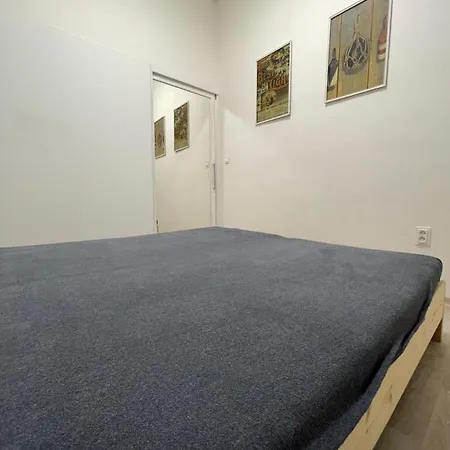 Red&black Centr, Na Hradbach 118 *