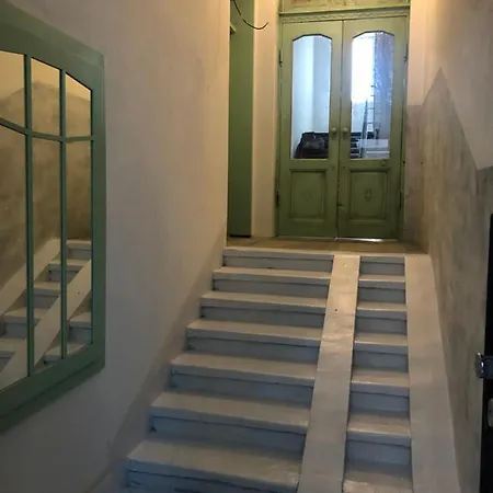 Red&black Centr, Na Hradbach 118 Apartment