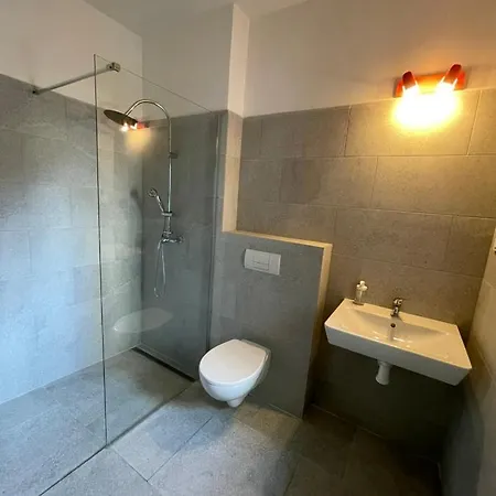 Red&black Centr, Na Hradbach 118 Apartment *