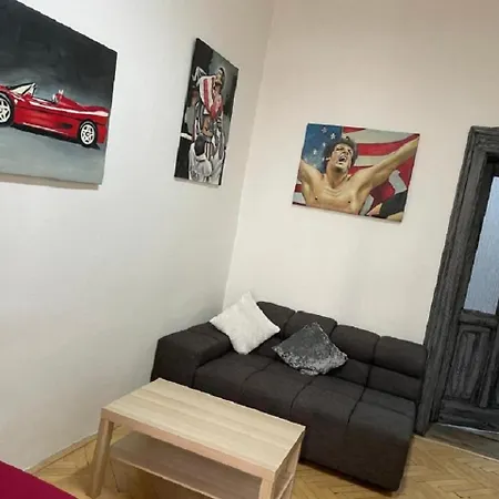 Red&black Centr, Na Hradbach 118 *