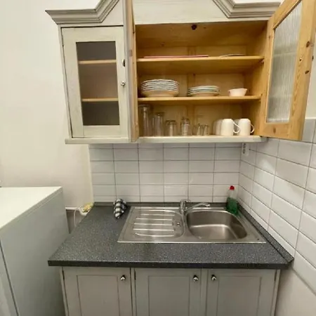 Apartment Red&black Centr, Na Hradbach 118 *