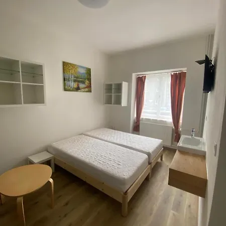 Red&black Centr, Na Hradbach 118