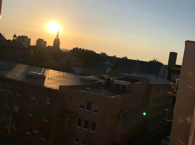 Appartement Red&black Centr, Na Hradbach 118 *