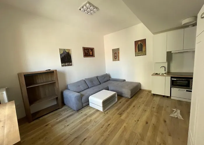 Red&black Centr, Na Hradbach 118 *