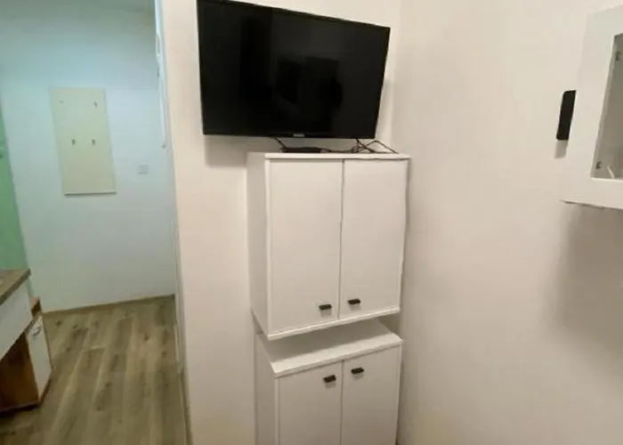 Apartament Red&black Centr, Na Hradbach 118 *